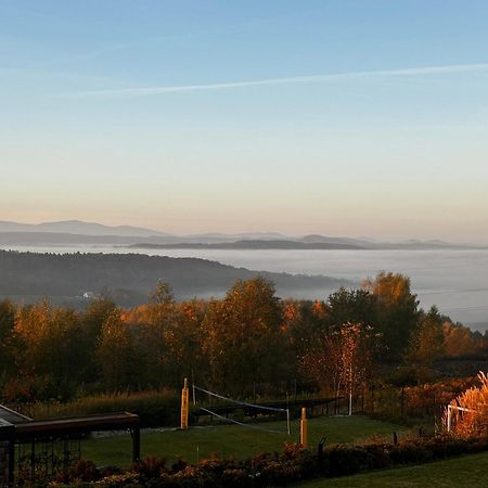 Villa Relax With Swimming Pool And Mountain View Bukow エクステリア 写真