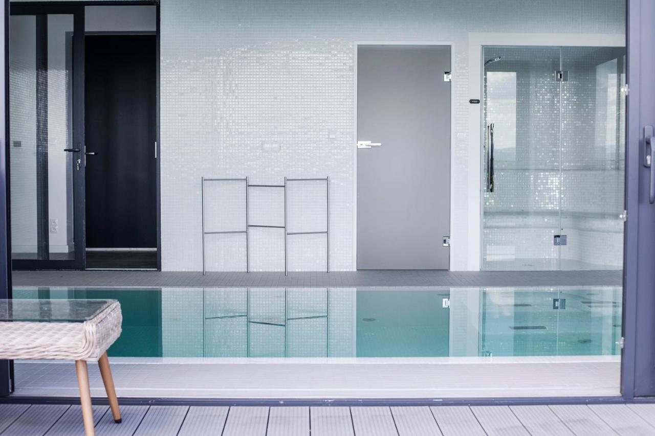 Villa Relax With Swimming Pool And Mountain View Bukow エクステリア 写真