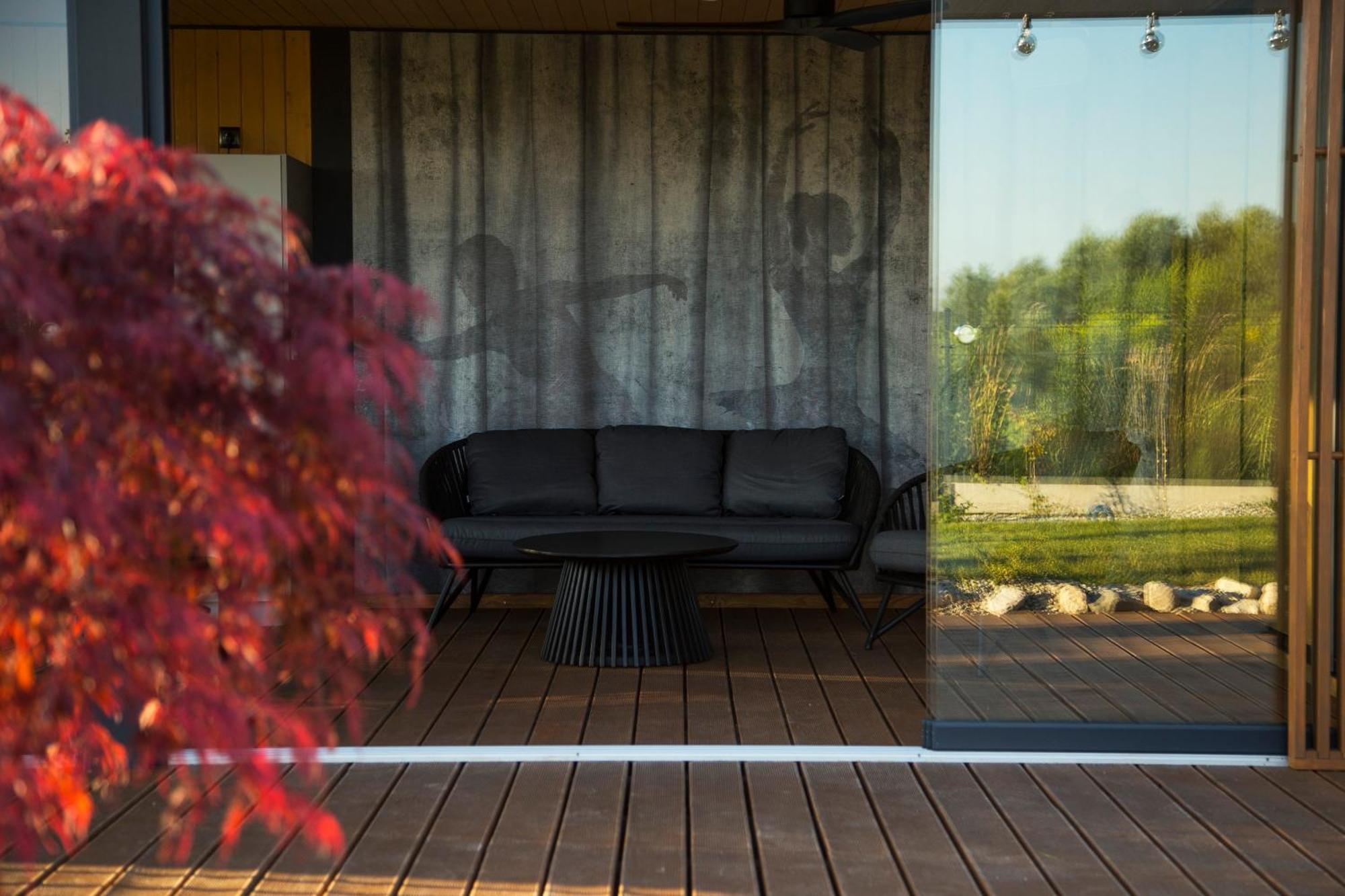 Villa Relax With Swimming Pool And Mountain View Bukow エクステリア 写真